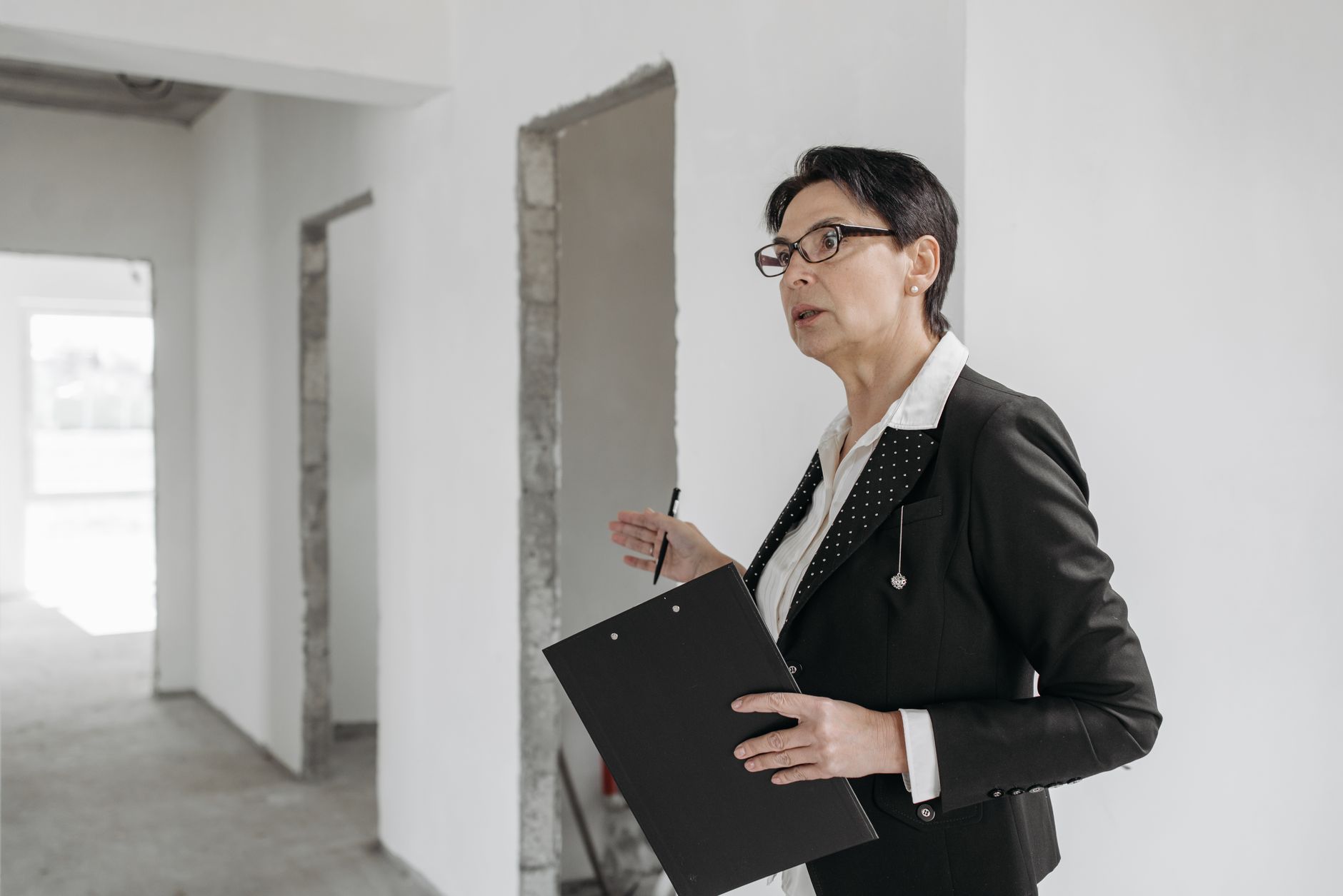 Diagnostiqueur immobilier équipe à Issy-les-Moulineaux
